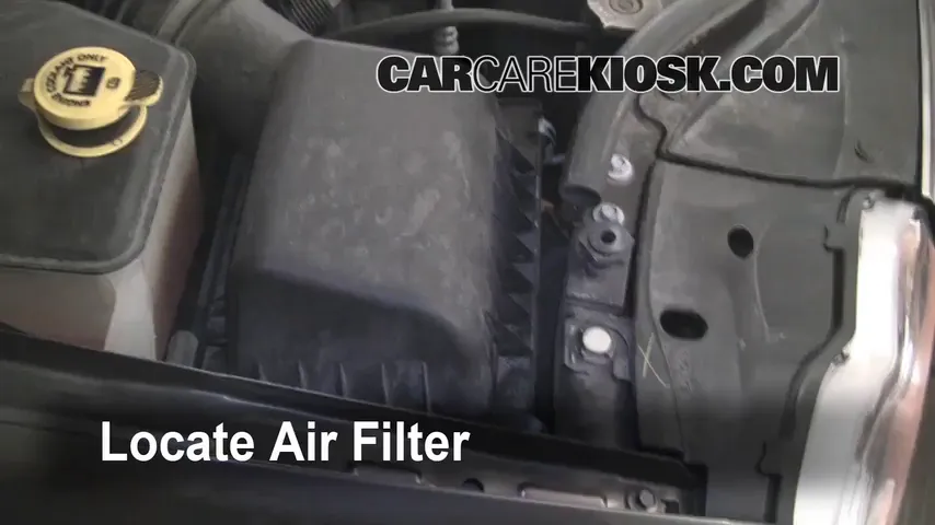 2005 Jeep Grand Cherokee Limited 4.7L V8 Air Filter (Engine)